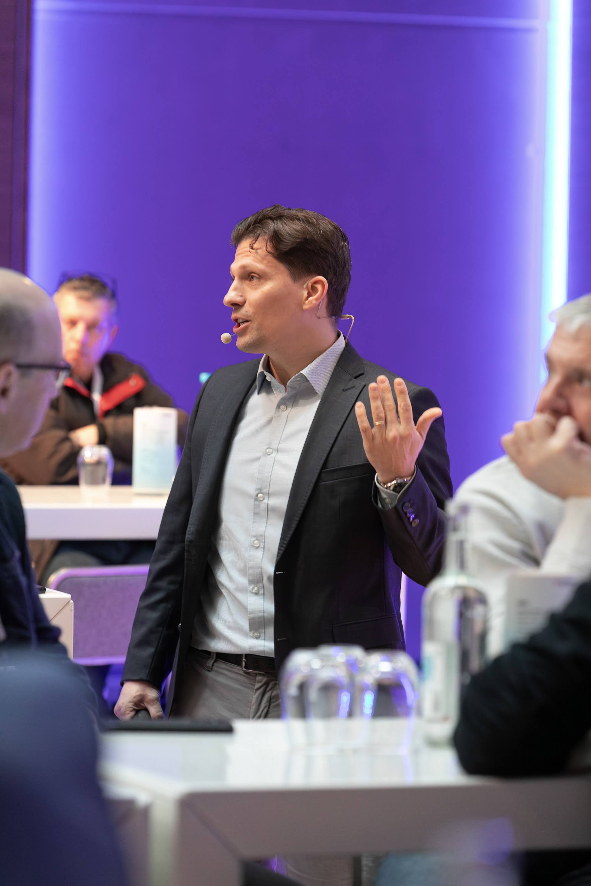 Dr. Hubertus Porschen als Keynote-Speaker bei den Suzuki Power Days 2026