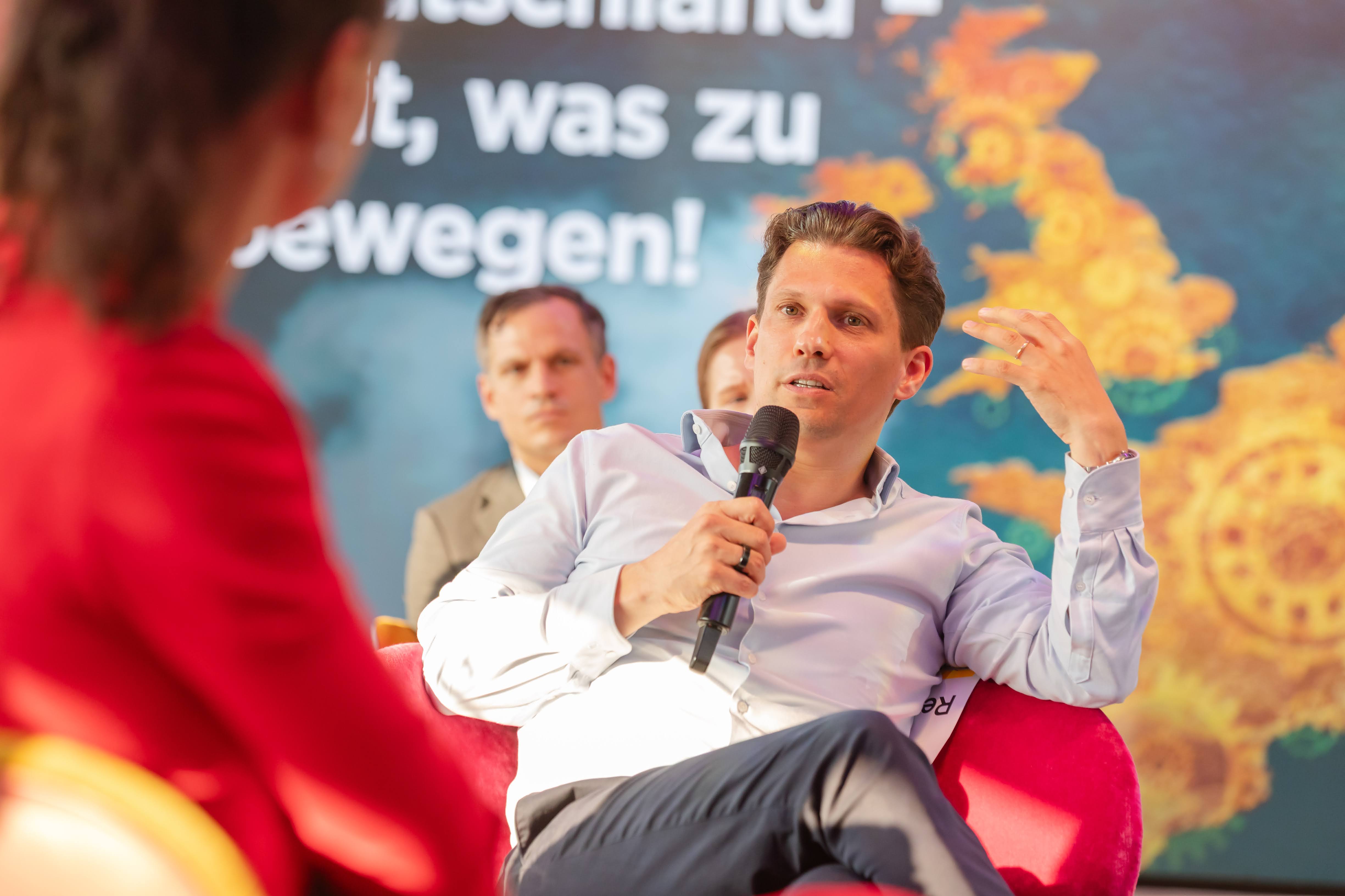 Dr. Hubertus Porschen als Keynote-Speaker vor Mittelstandspublikum