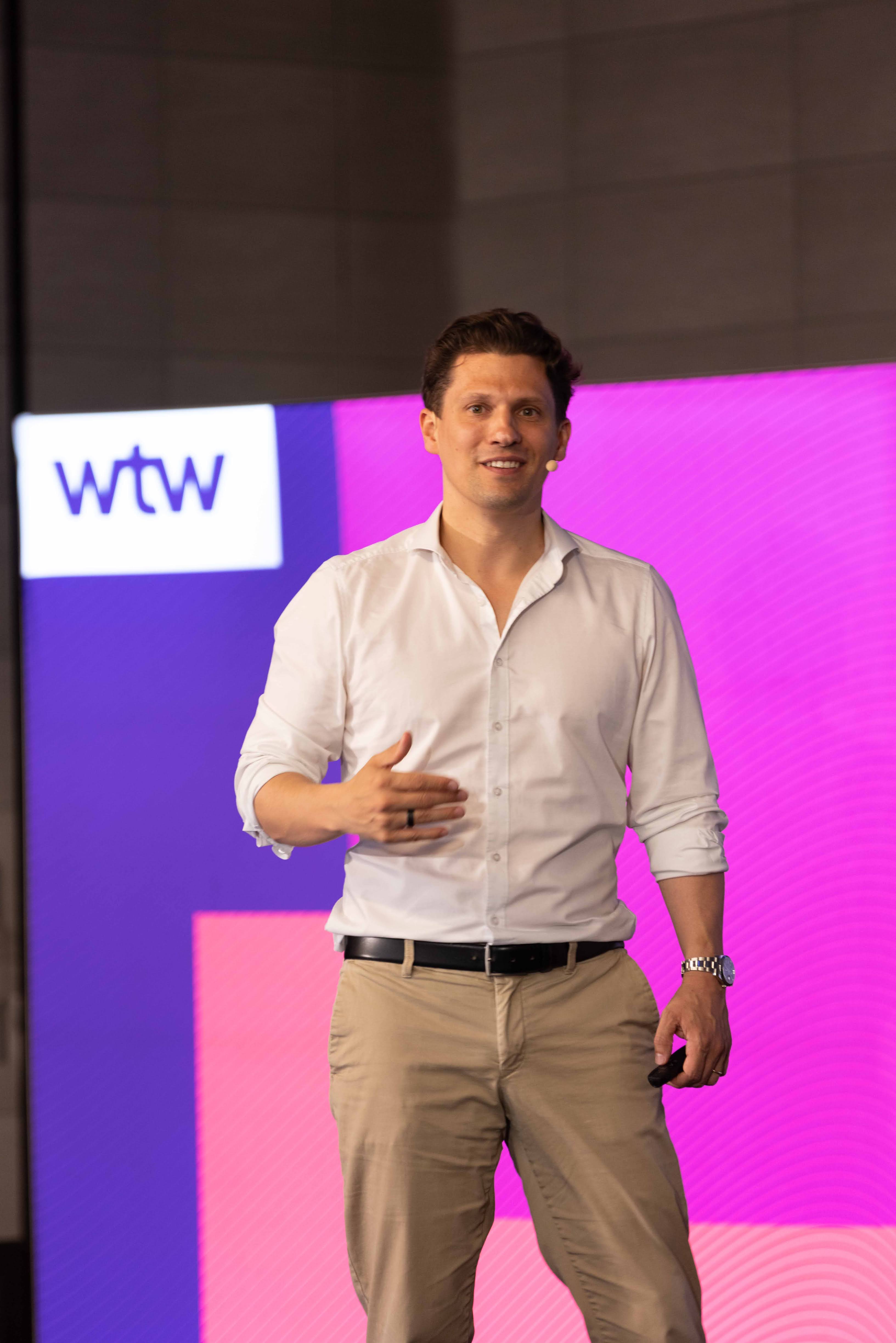 Dr. Hubertus Porschen — Keynote Speaker zu KI im Mittelstand